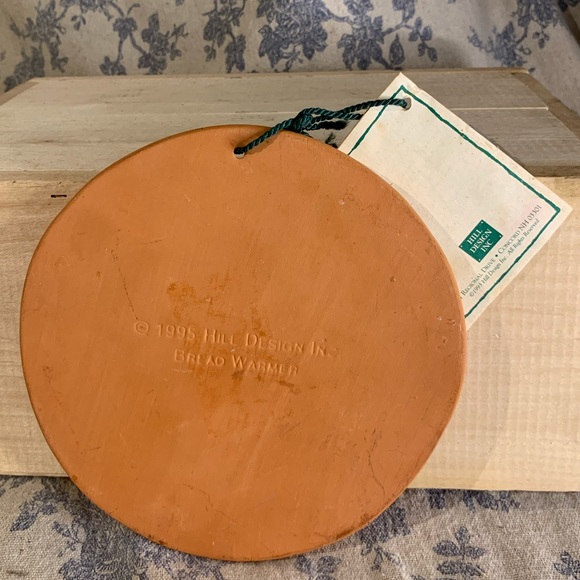 NWT Santa’s Bread Company Christmas Beautiful Bread Warmer Hill Design Inc - Picture 5 of 8